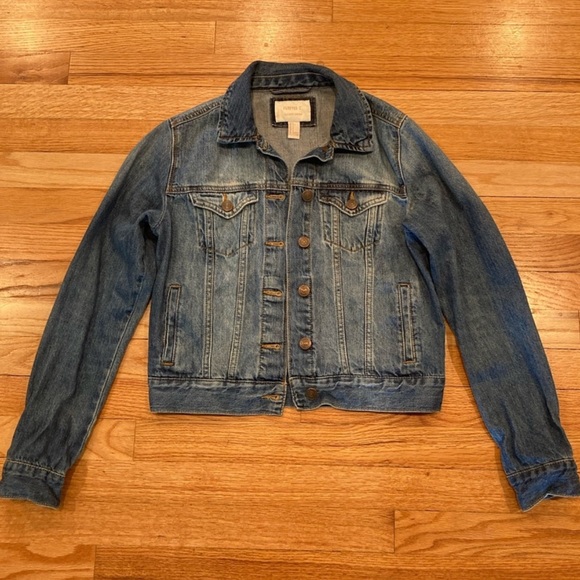 Forever 21 Women’s Denim Jacket Sz Small Blue, Slightly Faded Look - Picture 9 of 9